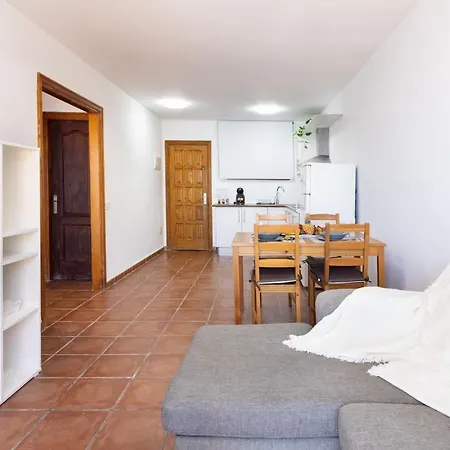 Home2Book Sea View Cozy Apartment